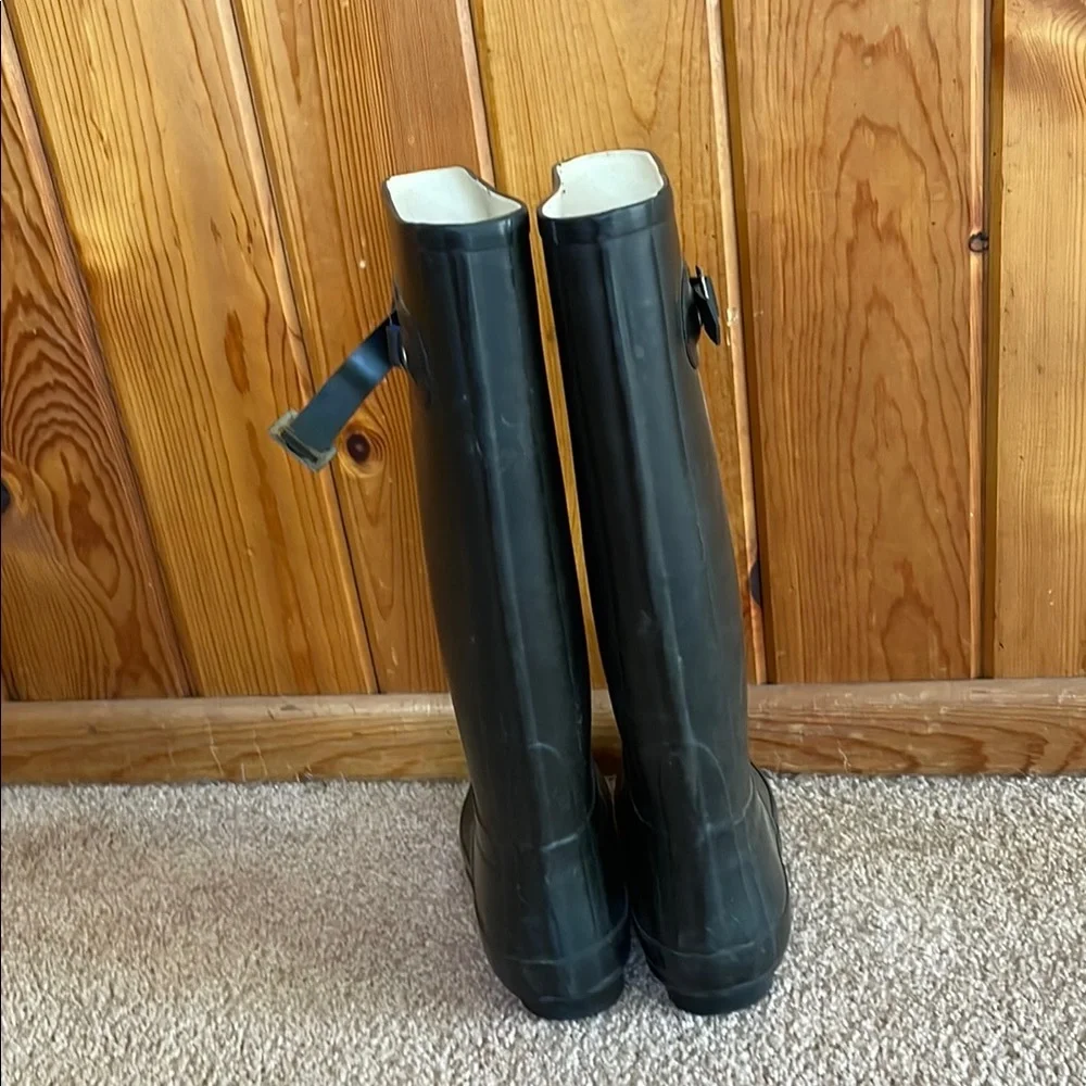 Classic Black Tall Rain Boots rubber boots size 7
